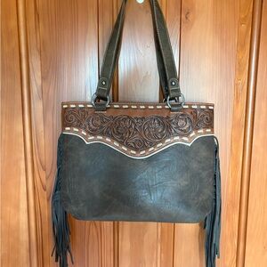 Trinity Ranch Concealed Carry Fringe Tote with Matching Wallet